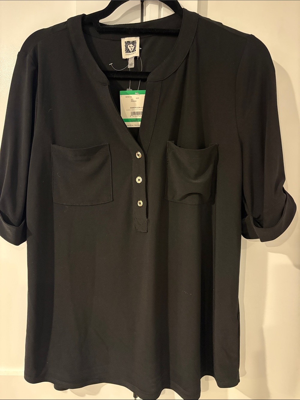 Anne Klein Woman’s Black Rayon Henley Pocket Gold Buttons Top Blouse Size Large